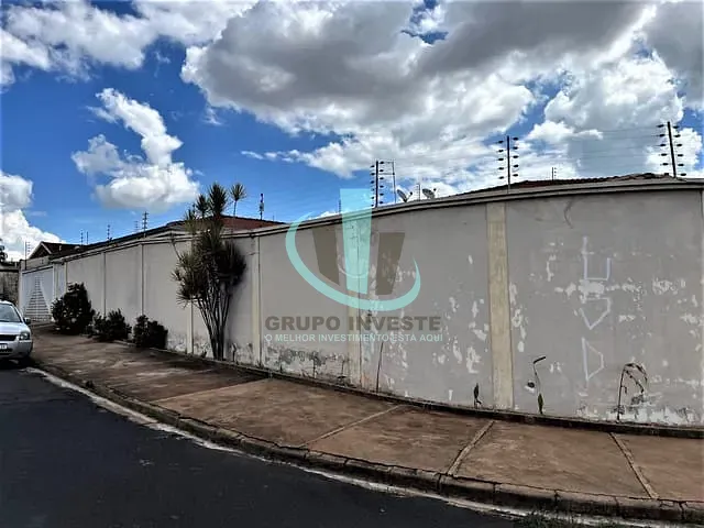 Casa com 402m² 3 quartos e 3 banheiros, à venda, no bairro VILA HARMONIA em ARARAQUARA
