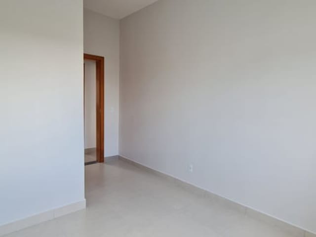 Casa com 190m² 2 quartos e 1 banheiro, à venda, no bairro Parque Residencial Tropicalville em Cuiabá