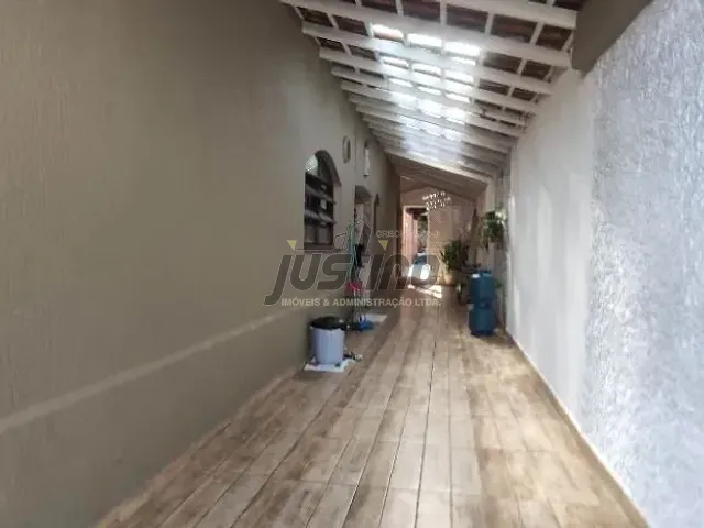 Casa com 832m² 5 quartos e 2 banheiros, à venda, no bairro Jardim Suarão (Interior) em Itanhaém