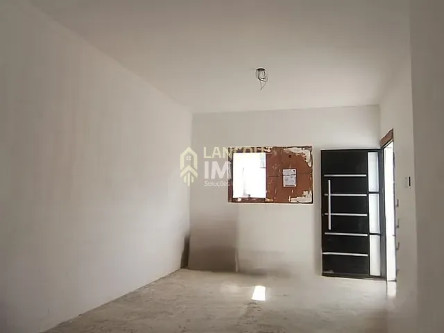 Casa com 150m² 31 quartos e 2 banheiros, à venda, no bairro Residencial Santa Giovana em Jundiaí