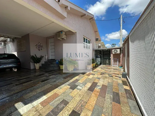 Casa com 376m² 4 quartos e 3 banheiros, à venda, no bairro Centro em Americana