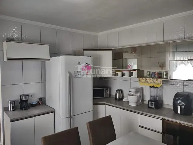 Casa com 189m² 2 quartos e 3 banheiros, à venda, no bairro Vila Paulista em Mogi das Cruzes