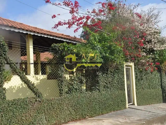 Casa com 600m² 3 quartos e 2 banheiros, à venda, no bairro Parque Floresta em Campinas