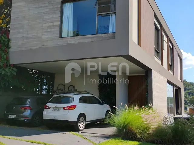 Casa com 490m² 4 quartos e 7 banheiros, à venda, no bairro Alphaville em Santana de Parnaíba