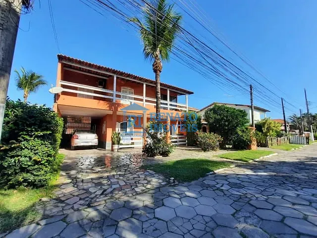 Casa 3 quartos e 2 banheiros, à venda, no bairro Centro em Maricá