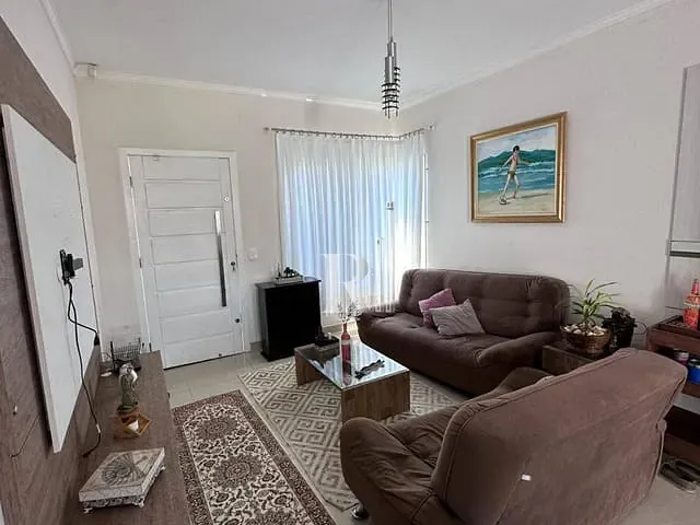 Casa com 390m² 3 quartos e 2 banheiros, à venda, no bairro Centro em Tijucas