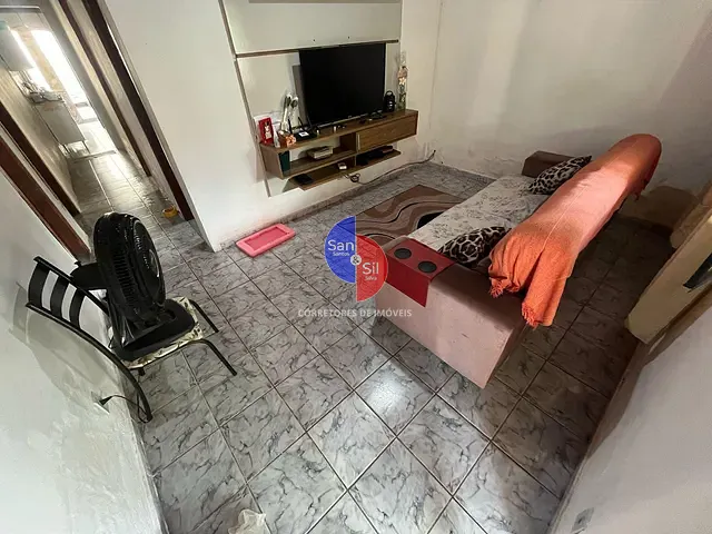 Casa com 243m² 3 quartos e 1 banheiro, à venda, no bairro Cidade Jardim Guapimirim em Guapimirim