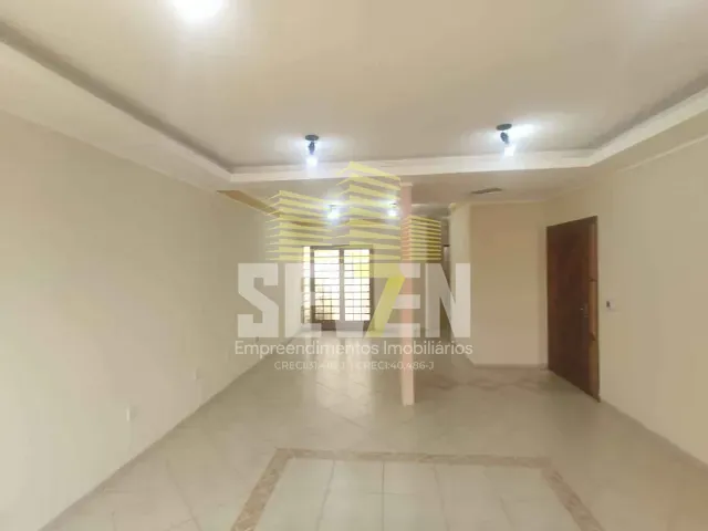 Casa com 300m² 3 quartos e 3 banheiros, à venda, no bairro Jardim Terra Branca em Bauru