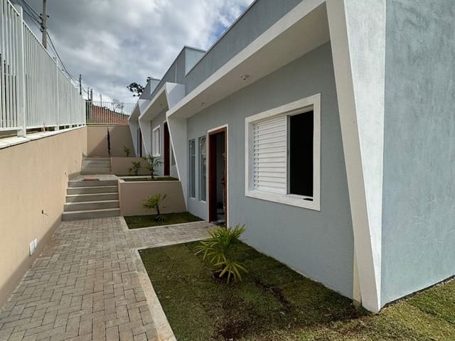 Casa com 300m² 2 quartos e 1 banheiro, à venda, no bairro Vila Garden em Extrema