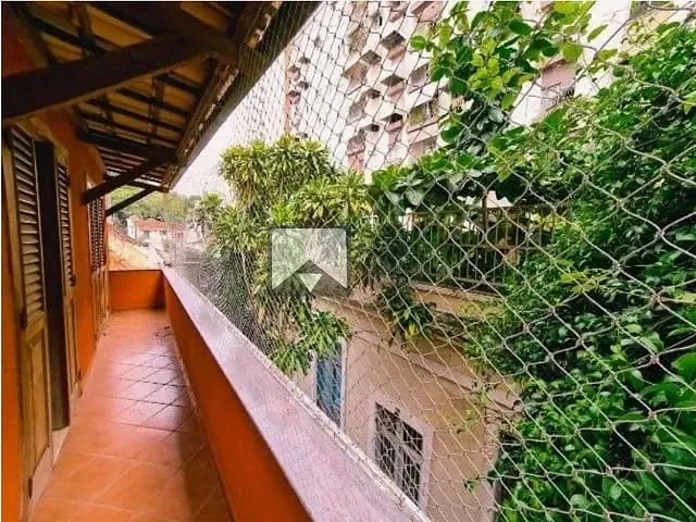 Casa com 80m² 4 quartos e 3 banheiros, à venda, no bairro Ingá em Niterói