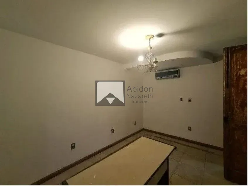 Casa, 4 quartos, 240 m² - Foto 4
