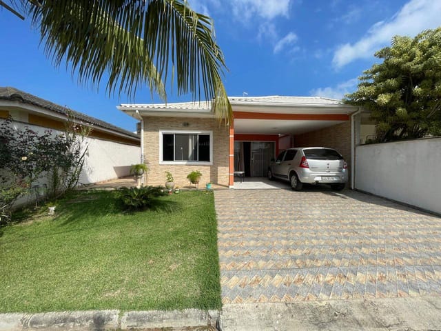 Casa com 342m² 3 quartos e 1 banheiro, à venda, no bairro Cajueiros (Itaipuaçu) em Maricá