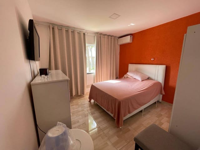 Casa com 342m² 3 quartos e 1 banheiro, à venda, no bairro Cajueiros (Itaipuaçu) em Maricá