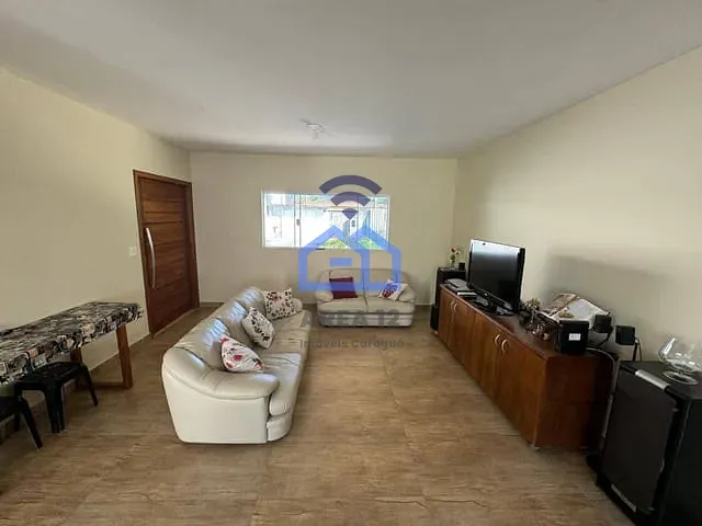 Casa com 450m² 3 quartos e 4 banheiros, à venda, no bairro Sumaré em Caraguatatuba