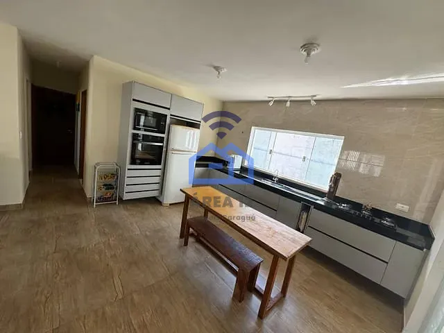 Casa com 450m² 3 quartos e 4 banheiros, à venda, no bairro Sumaré em Caraguatatuba