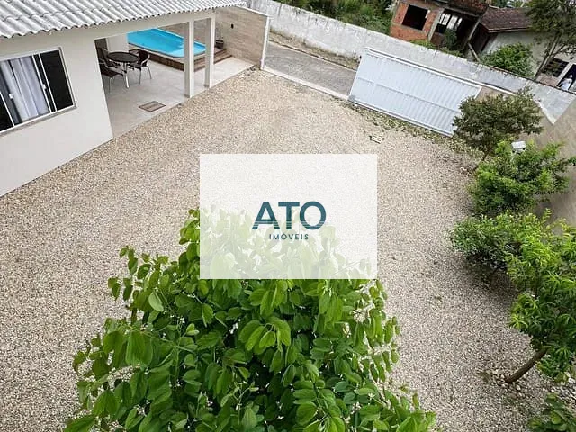 Casa 4 quartos e 4 banheiros, à venda, no bairro universitario em Tijucas