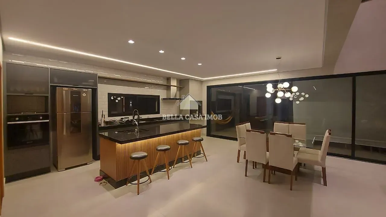 Casa, 3 quartos, 275 m² - Foto 17