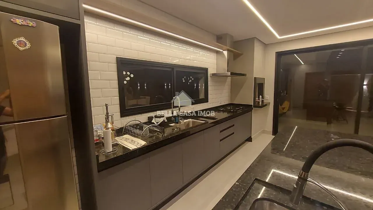 Casa, 3 quartos, 275 m² - Foto 22
