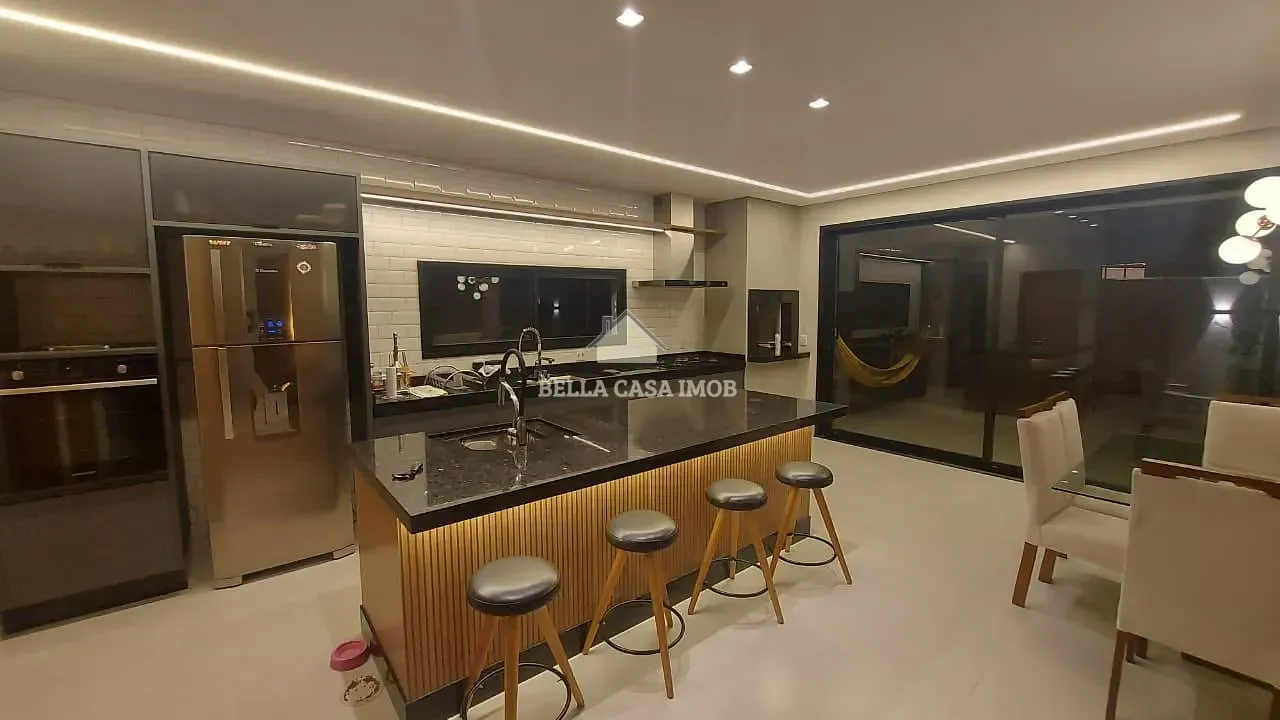 Casa, 3 quartos, 275 m² - Foto 23