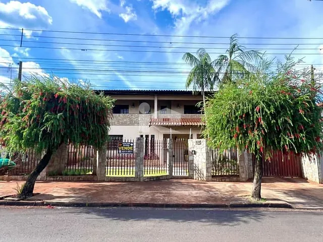 Casa com 538m² 5 quartos e 4 banheiros, à venda, no bairro Jardim Alto da Boa Vista em Rolândia