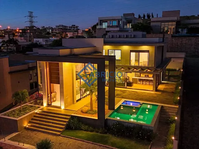 Casa 4 quartos e 7 banheiros, à venda, no bairro Monte Alegre em Vinhedo