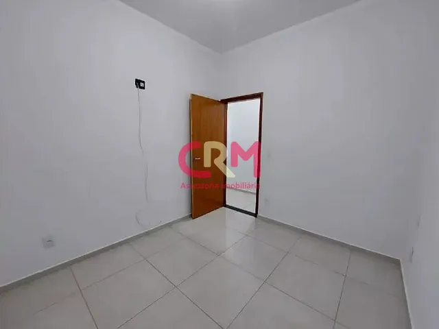 Casa com 180m² 3 quartos e 2 banheiros, à venda, no bairro Parque Residencial Rincão Novo em Taquaritinga