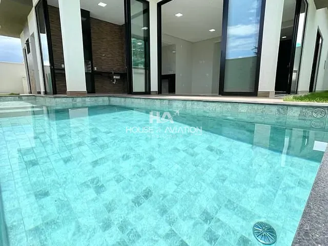 Casa com 460m² 4 quartos e 6 banheiros, à venda, no bairro Portal do Sol Green em Goiânia