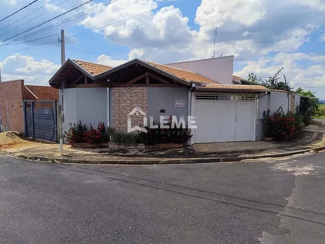 Casa com 183m² 2 quartos e 2 banheiros, à venda, no bairro Jardim Botânico em Mococa