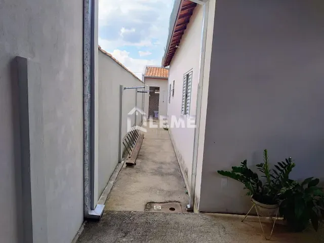 Casa com 183m² 2 quartos e 2 banheiros, à venda, no bairro Jardim Botânico em Mococa