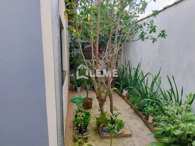 Casa com 183m² 2 quartos e 2 banheiros, à venda, no bairro Jardim Botânico em Mococa