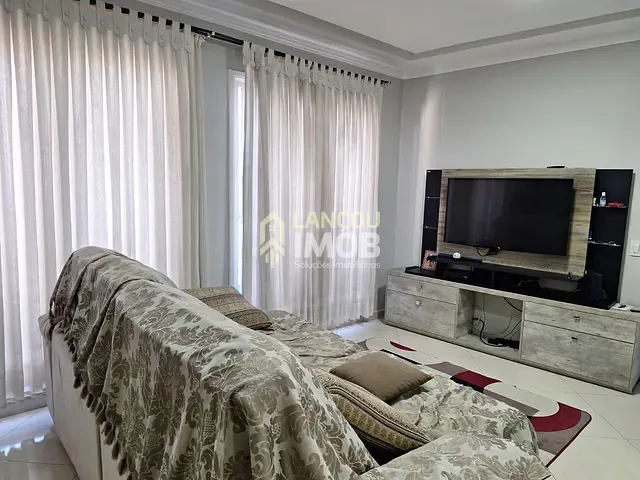 Casa 3 quartos e 2 banheiros, à venda, no bairro Horto Florestal em Jundiaí