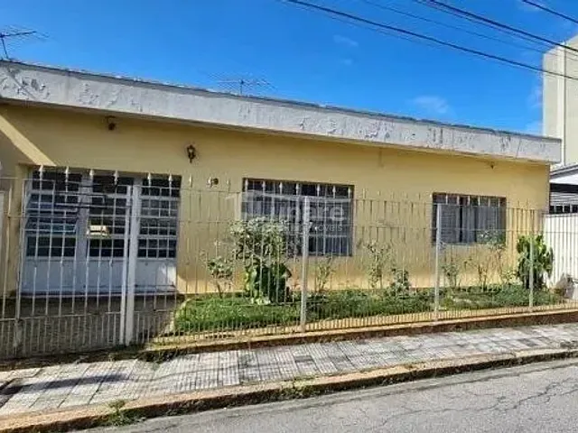 Casa com 300m² 3 quartos e 2 banheiros, à venda, no bairro Centro em Mogi das Cruzes