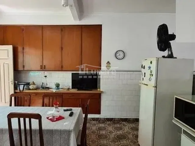 Casa com 300m² 3 quartos e 2 banheiros, à venda, no bairro Centro em Mogi das Cruzes