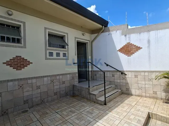Casa com 45m² 1 quarto e 1 banheiro, para alugar, no bairro Jardim Valença em Valinhos