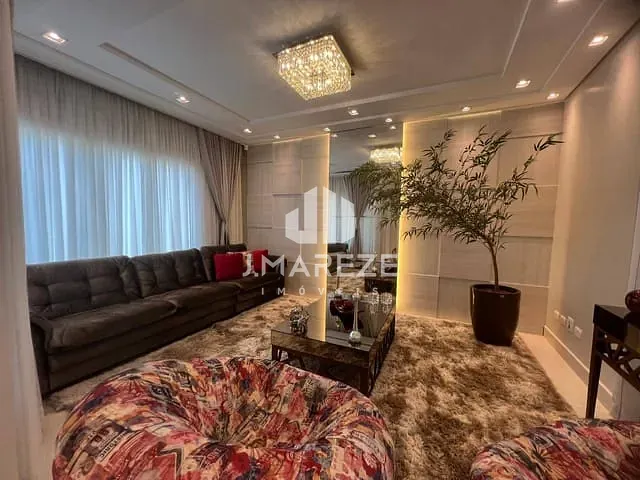 Casa com 430m² 3 quartos e 3 banheiros, à venda, no bairro Vila São José Bassa em Apucarana