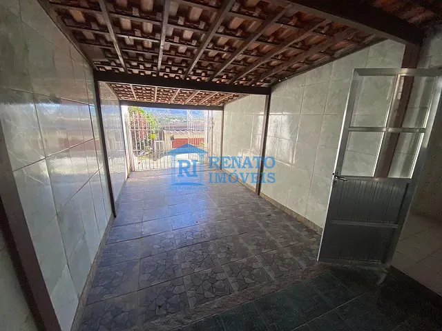 Casa 2 quartos e 1 banheiro, para alugar, no bairro Flamengo em Maricá