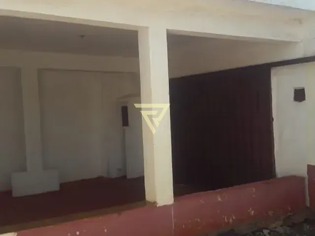 Casa com 250m² 2 quartos e 2 banheiros, à venda, no bairro Parque São Sebastião em Ribeirão Preto