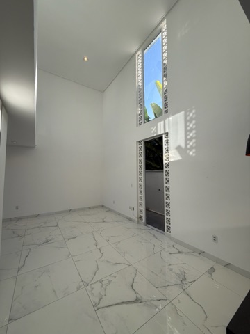 Casa 4 quartos e 3 banheiros, à venda, no bairro Praia do Sol  em João Pessoa