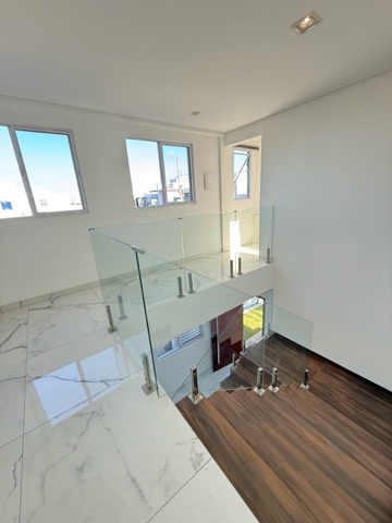 Casa 4 quartos e 3 banheiros, à venda, no bairro Praia do Sol  em João Pessoa