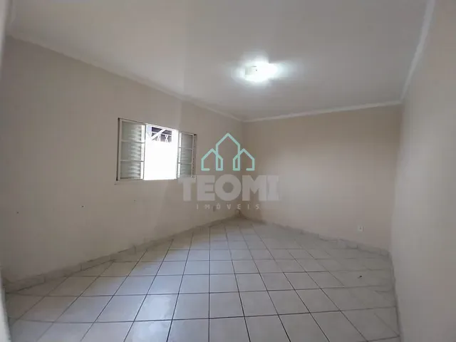 Casa com 150m² 2 quartos e 2 banheiros, à venda, no bairro Parque Senhor do Bonfim em Taubaté