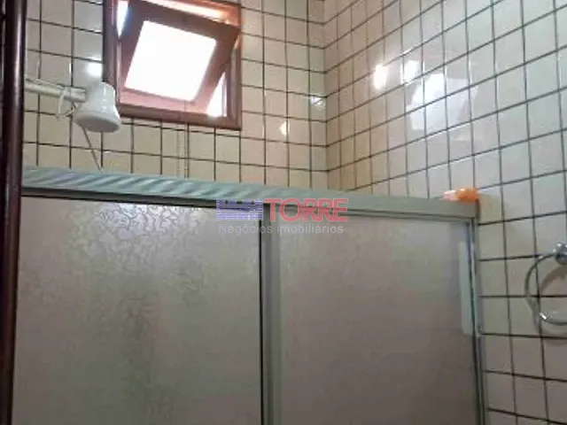 Casa 4 quartos e 4 banheiros, à venda, no bairro Hernani Sá em Ilhéus