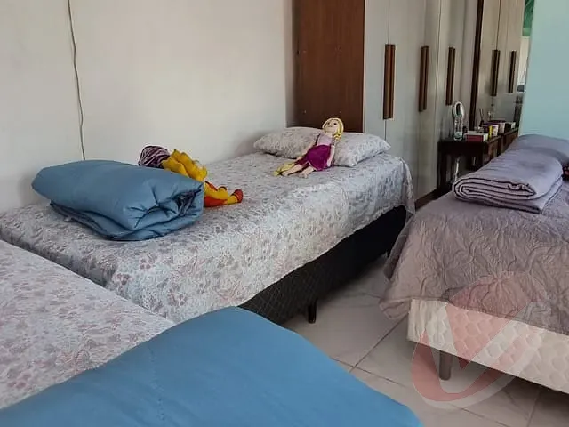 Casa com 140m² 2 quartos e 1 banheiro, à venda, no bairro Maracanã em Praia Grande