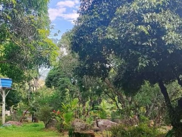 Casa com 3000m² 3 quartos e 2 banheiros, à venda, no bairro Cachoeiros em Macaé