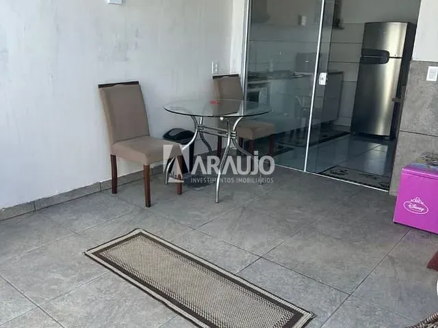 Casa com 267m² 4 quartos e 2 banheiros, à venda, no bairro São Vicente em Itajaí