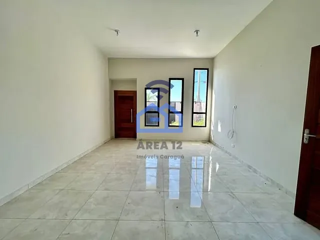 Casa com 180m² 3 quartos e 2 banheiros, à venda, no bairro Morro do Algodão em Caraguatatuba