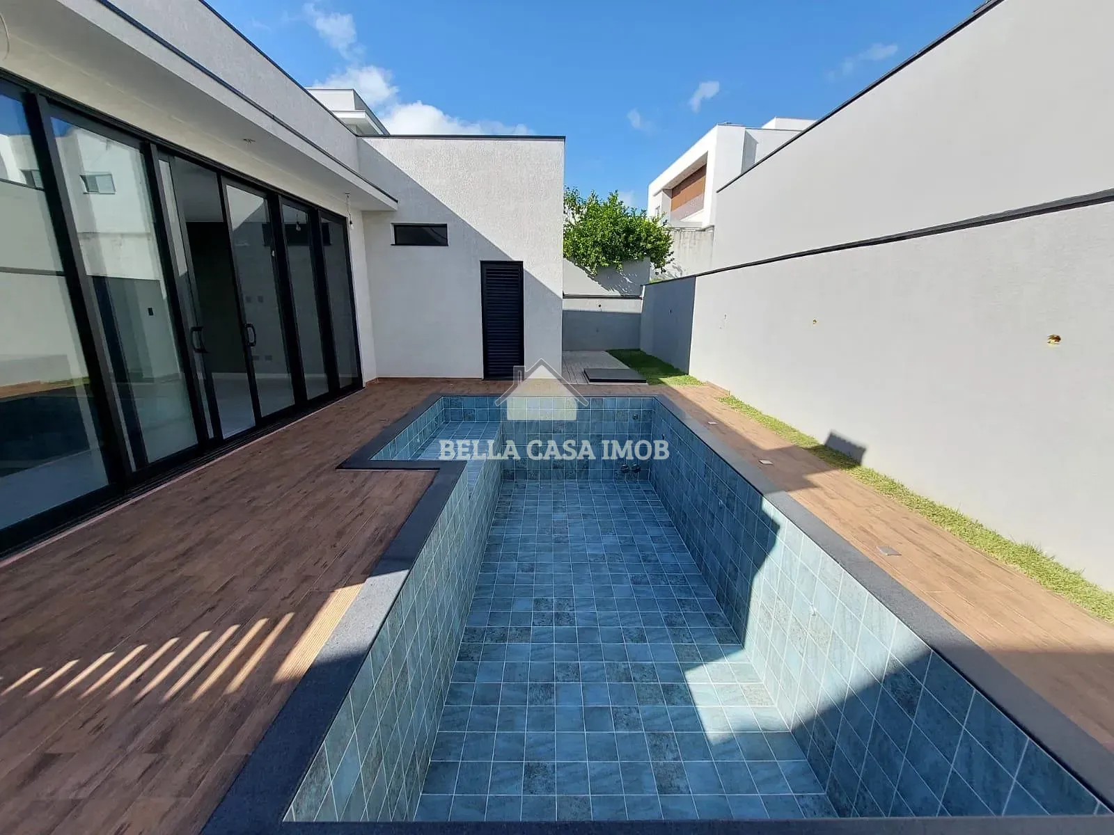 Casa, 3 quartos, 245 m² - Foto 28