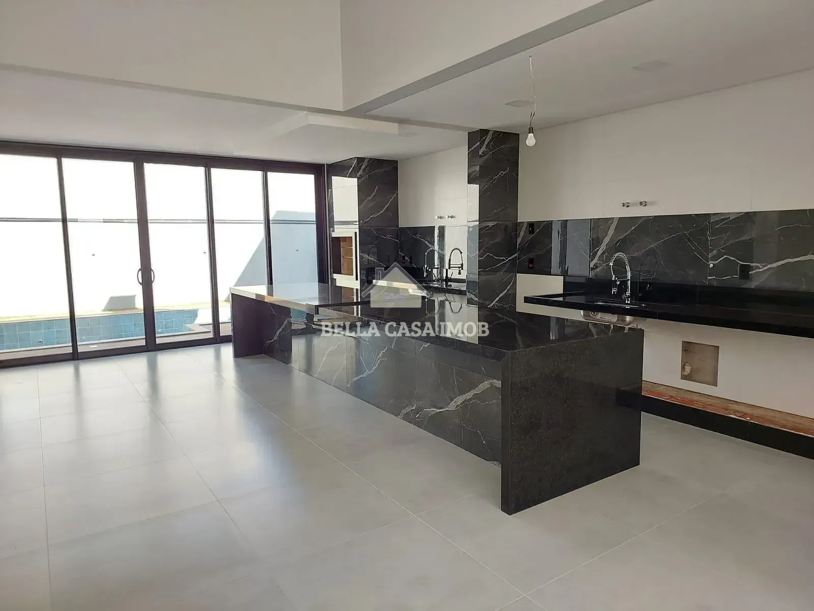 Casa, 3 quartos, 245 m² - Foto 40