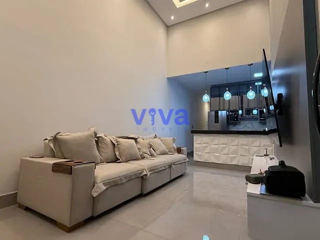 Casa com 180m² 3 quartos e 3 banheiros, à venda, no bairro Parque das Flores em Goiânia