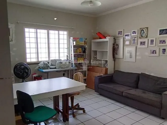 Casa com 384m² 3 quartos e 4 banheiros, à venda, no bairro Horto em Teresina