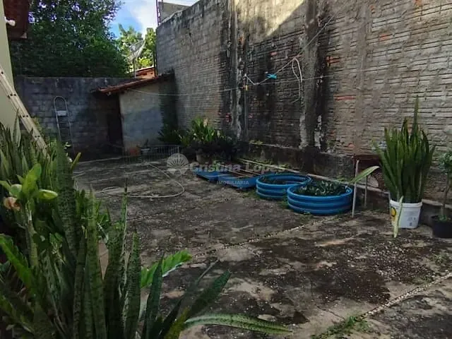 Casa com 384m² 3 quartos e 4 banheiros, à venda, no bairro Horto em Teresina